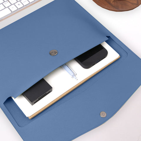 A4 Luxe Document Holder